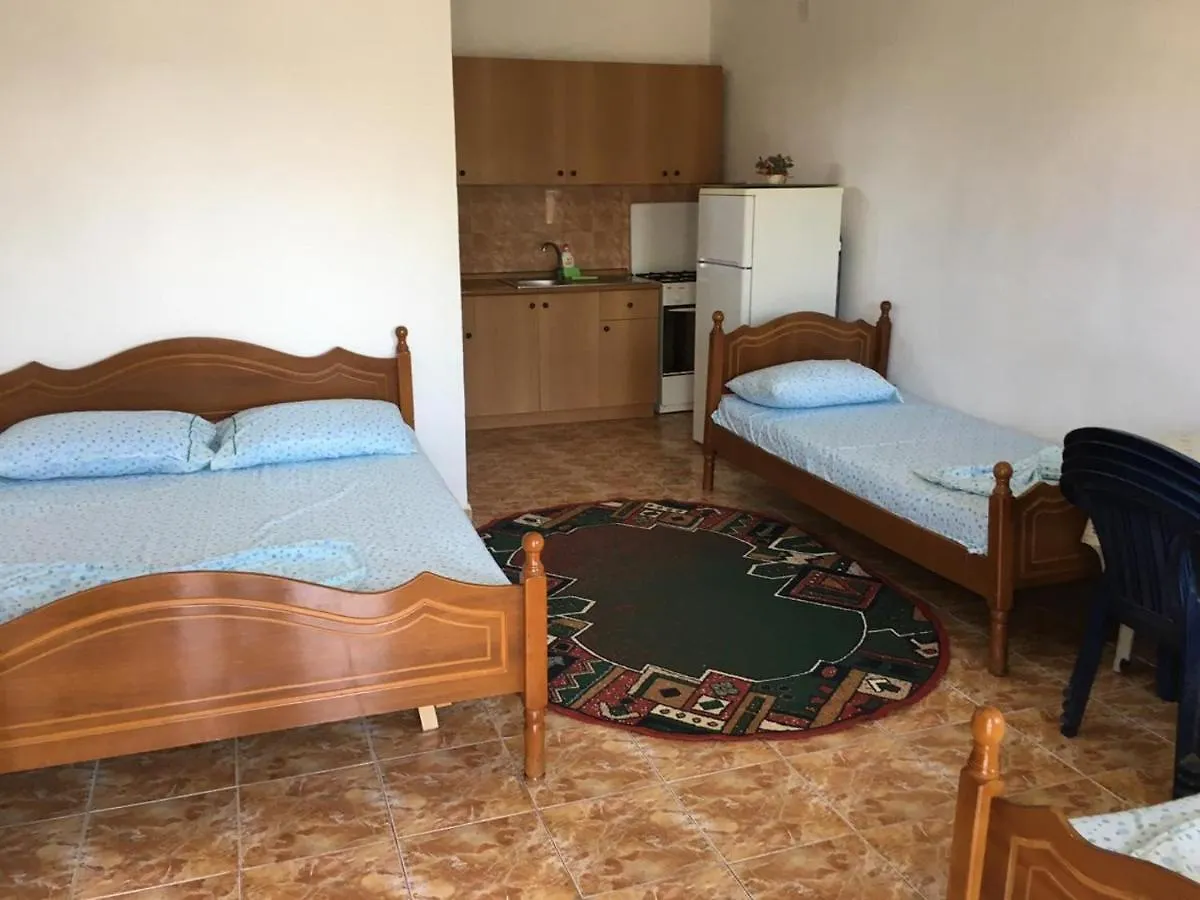 Guest house Albanian Villa Velipoje